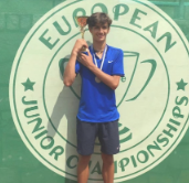 成为队史近 成为队史近