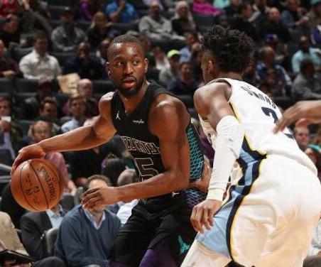 队在五一期 队在五一期